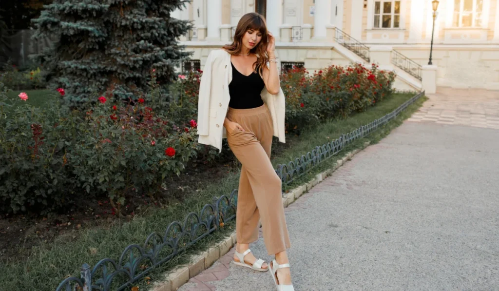Brown Jeans Fashion Trend
